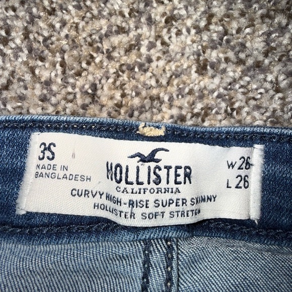 Hollister blue jeans curvy high rise skinny jeans - Picture 2 of 3